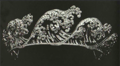 A Luxurious Early 20th Century Tiara Was Inspired By The Great Wave Off Kanagawa In Hokusai