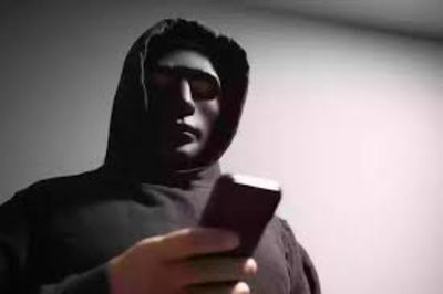 Fbi Warns Phone Users To Hang Up Call Immediately When They Hear This