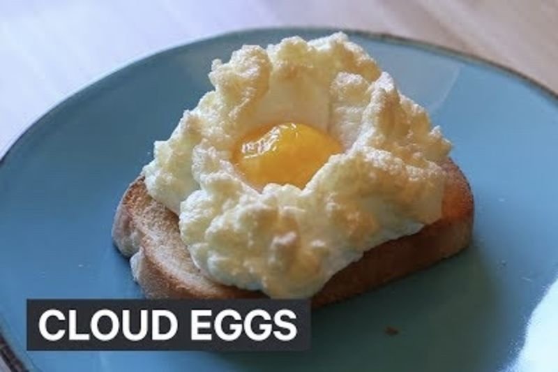 Video Cloudy, Fluffy Eggs The New Instafood Trend!